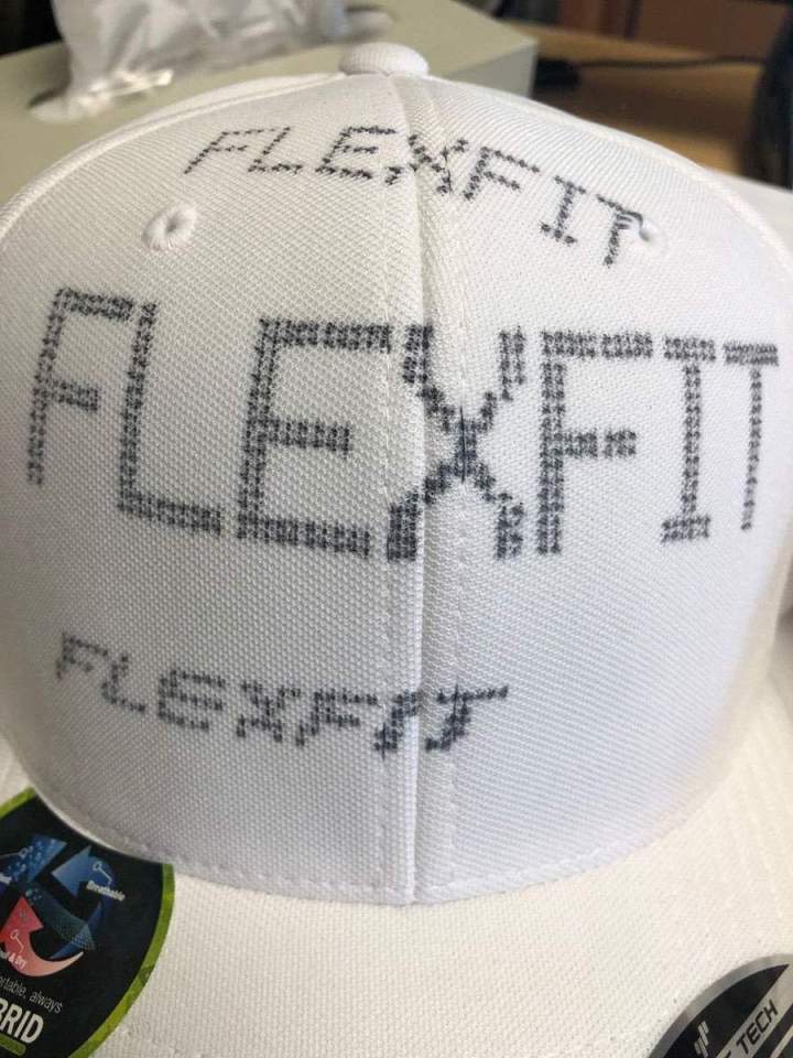 Marquage de casquettes Rive-Sud